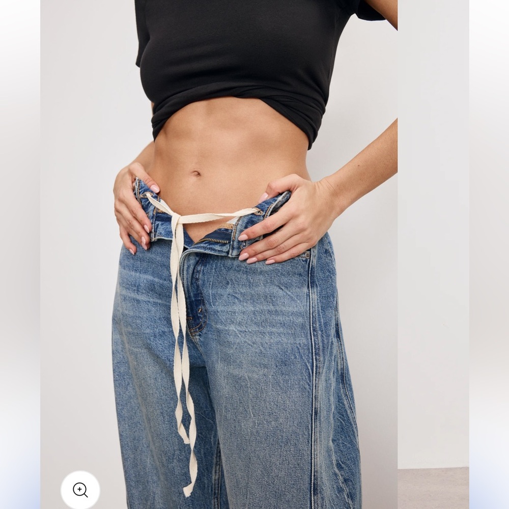 $179 Good American Good Extreme Barrel Relaxed Jeans NWT - Picture 6 of 12